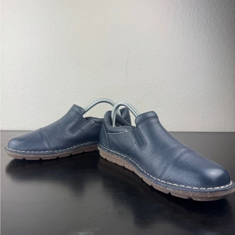 Collection Clarks Tamitha Cattura Leather Womens Navy Blue Zippered Shoes Sz 6.5 - Picture 7 of 8